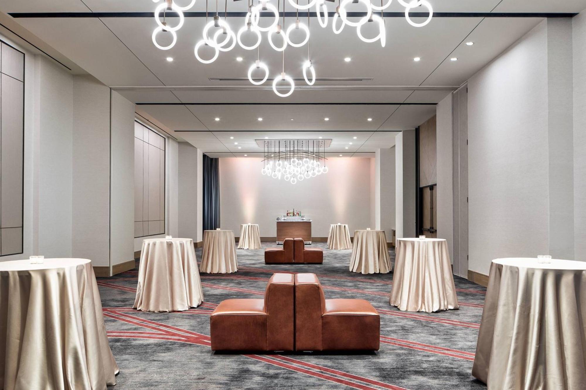 Marriott Dallas Uptown Екстериор снимка