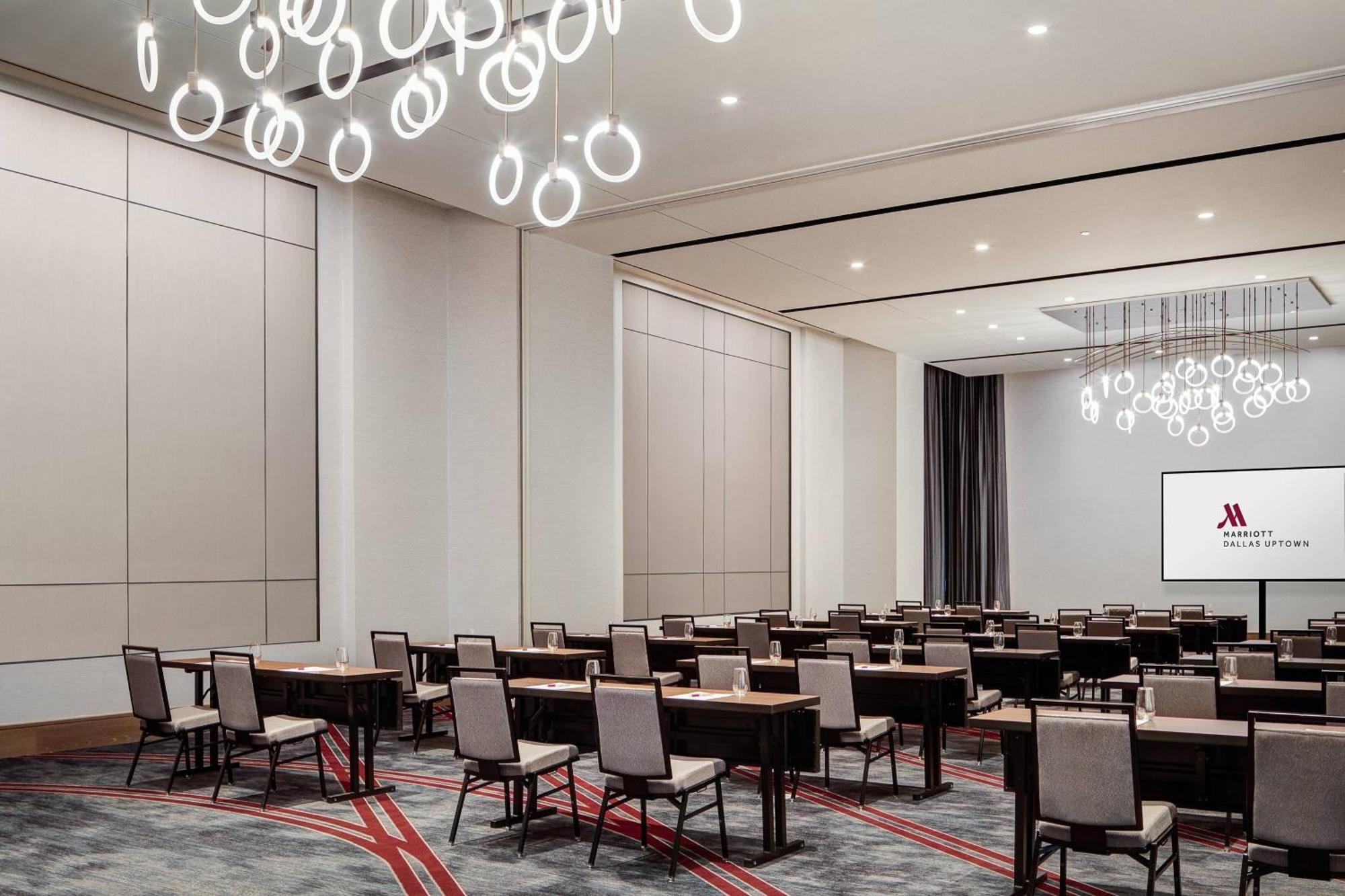 Marriott Dallas Uptown Екстериор снимка