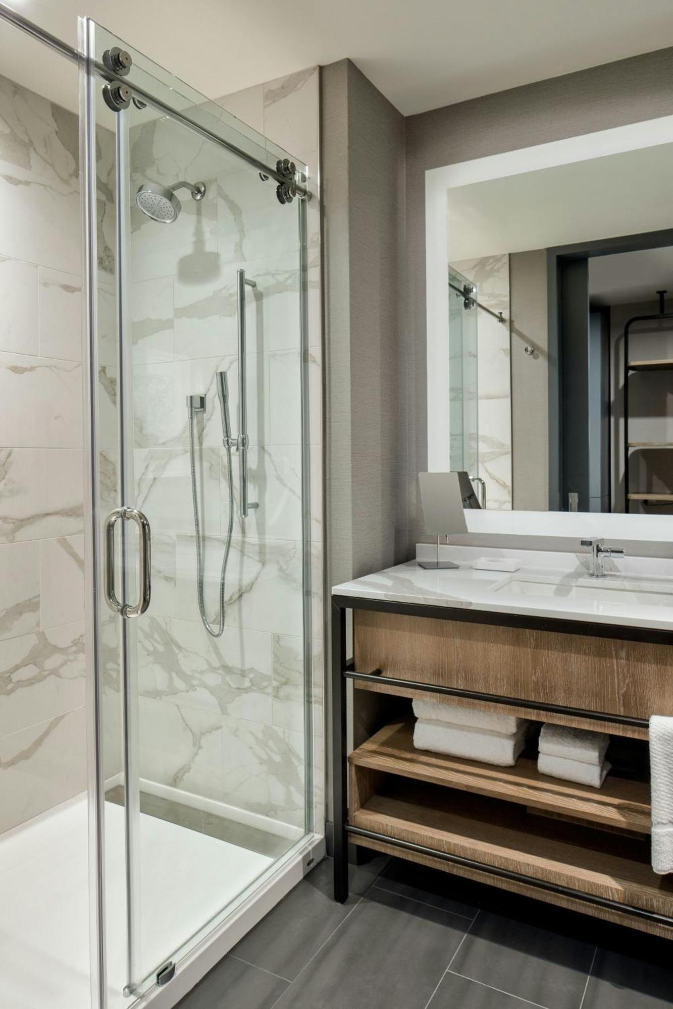 Marriott Dallas Uptown Екстериор снимка